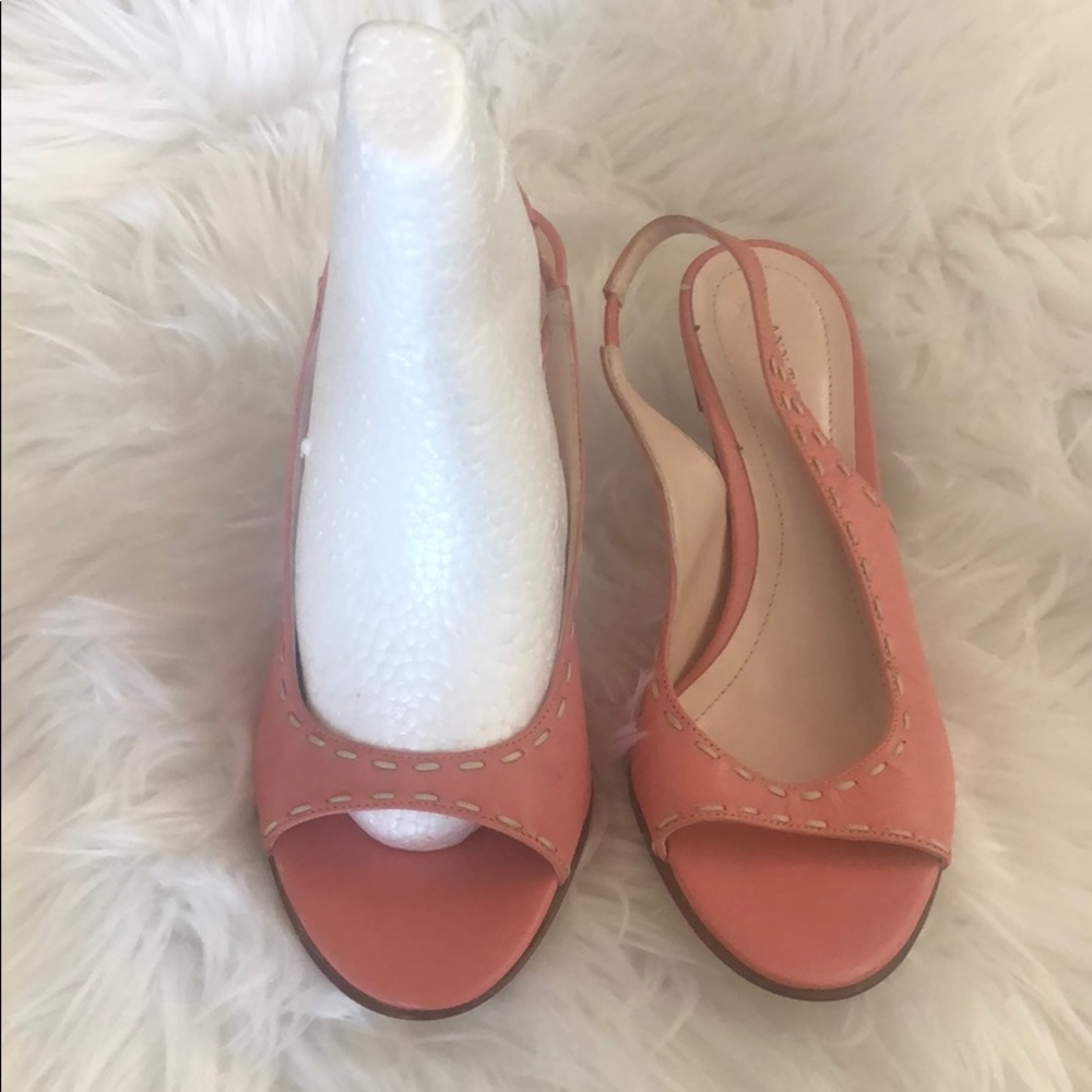 Ann Taylor White Stitched Peach Slingbacks